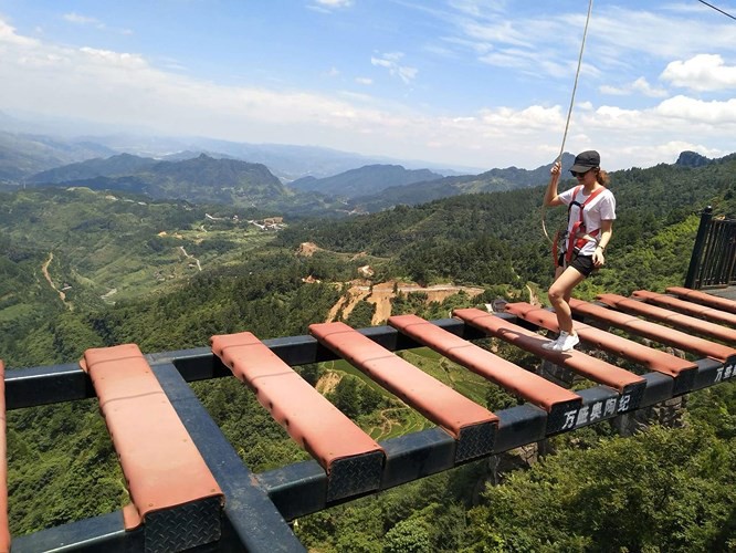 11 c&ocirc;ng tr&igrave;nh kiến tr&uacute;c độc đ&aacute;o đ&aacute;ng để bạn vượt cả ng&agrave;n c&acirc;y số để gh&eacute; thăm - Ảnh 1.