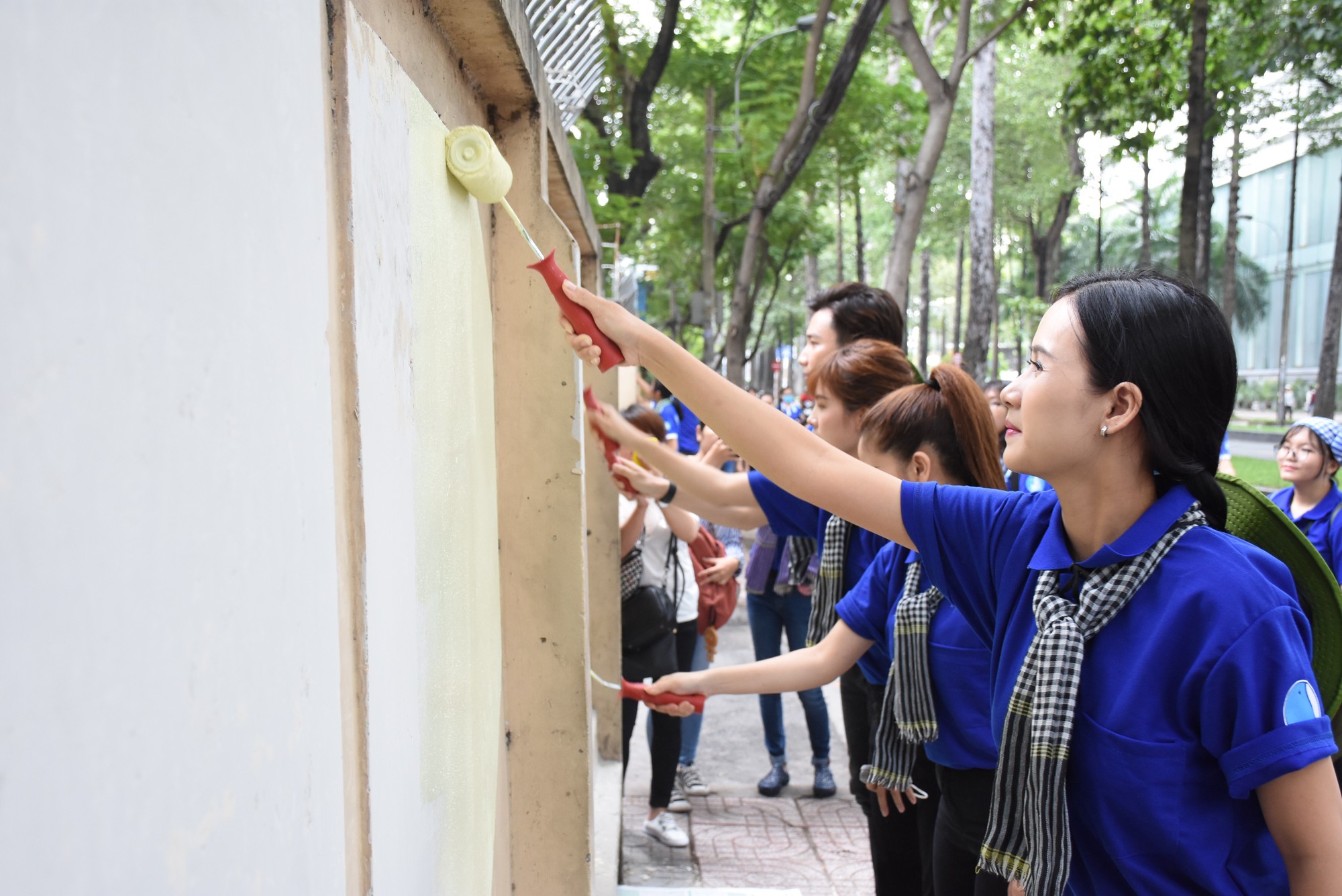 Bí thư Thành ủy TP HCM kêu gọi nói không với cống tắc, kênh tắc vì rác - Ảnh 4.