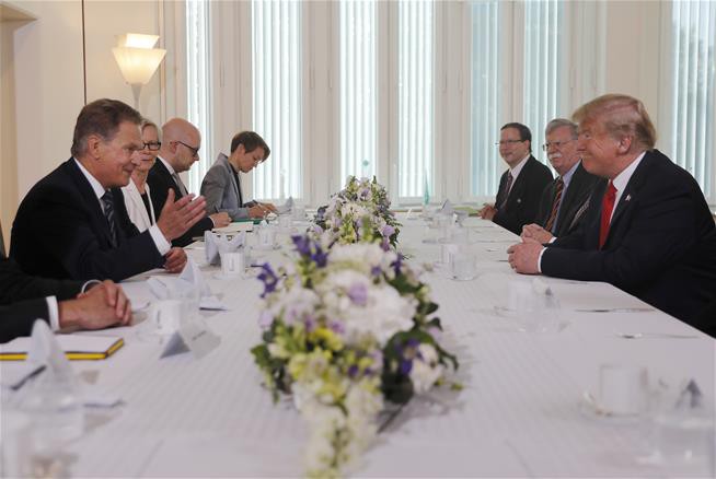Thượng đỉnh Mỹ-Nga: Hai ông Trump - Putin bác chuyện Nga can thiệp bầu cử Mỹ - Ảnh 5.