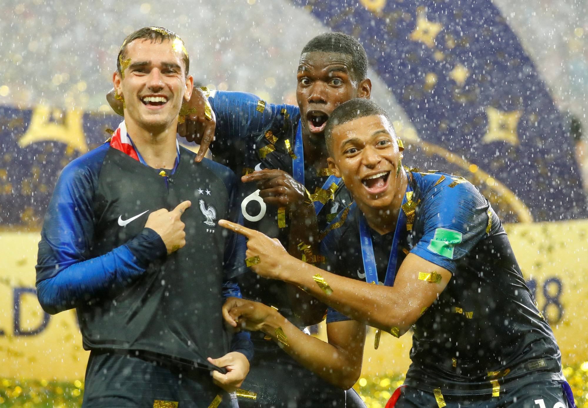 Griezmann đã chuẩn bị sẵn áo đấu tuyển Pháp gắn 2 sao trước trận chung kết