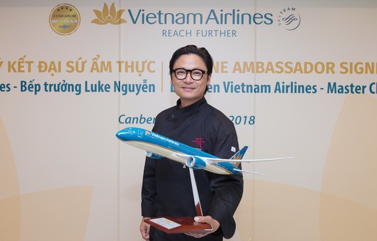 Luke Nguyễn: Mỗi m&oacute;n ăn tr&ecirc;n m&aacute;y bay Vietnam Airlines l&agrave; một c&acirc;u chuyện văn h&oacute;a - Ảnh 1.