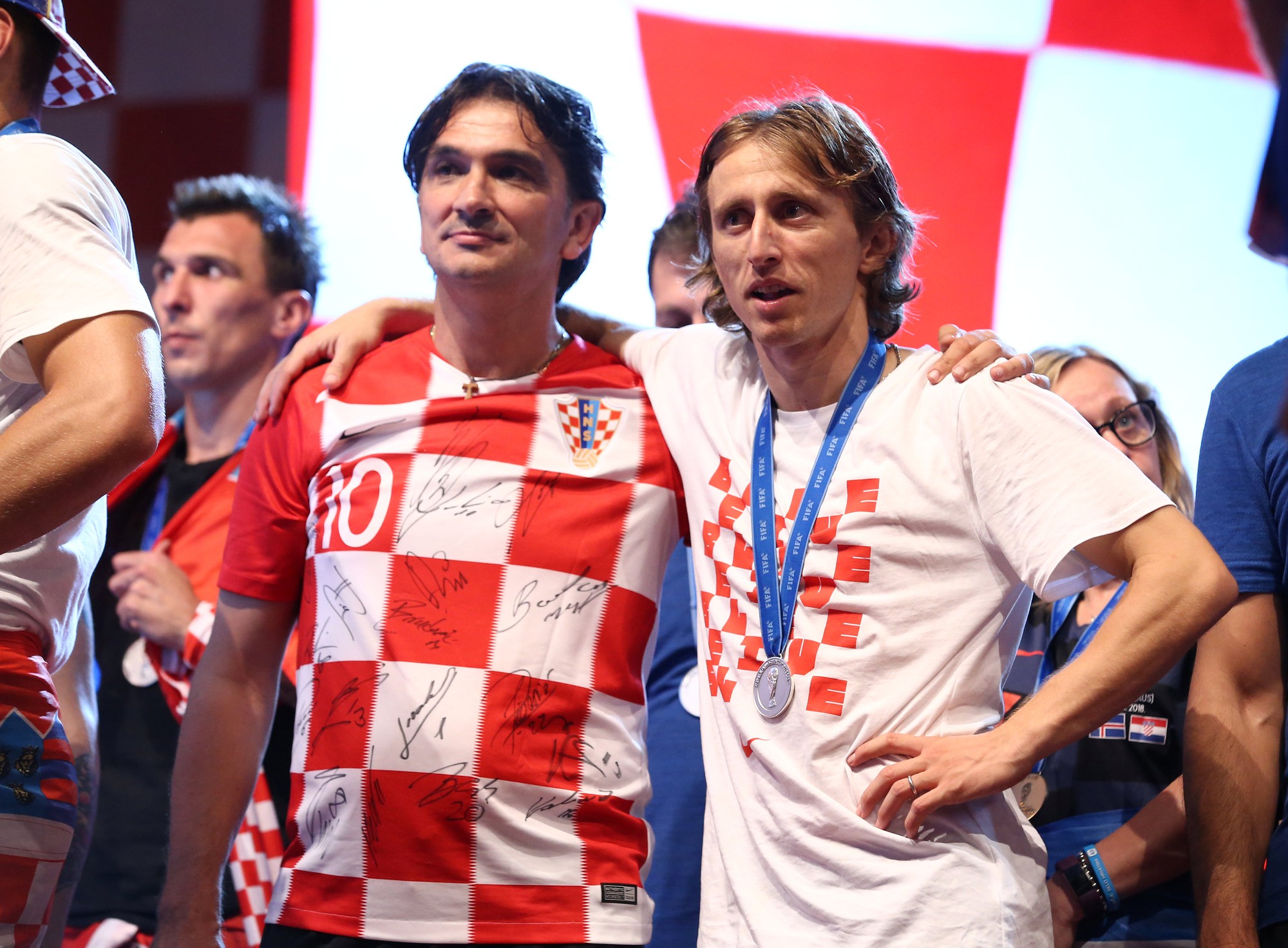 Croatia được ch&agrave;o đ&oacute;n như người h&ugrave;ng tại qu&ecirc; nh&agrave; - Ảnh 23.
