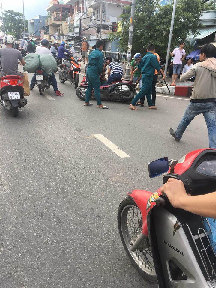 Trinh sát truy đuổi, nổ súng khống chế 3 tên cướp táo tợn
