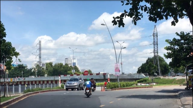 Vô tư chạy ngược chiều