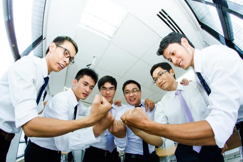 Kỹ sư Việt vươn ra biển lớn