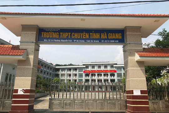 Vụ Hà Giang gian lận điểm: Đau quá giáo dục Việt Nam ơi!