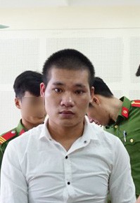 Sự khốn nạn tột cùng của gã trai giữ người yêu cho bạn hiếp dâm