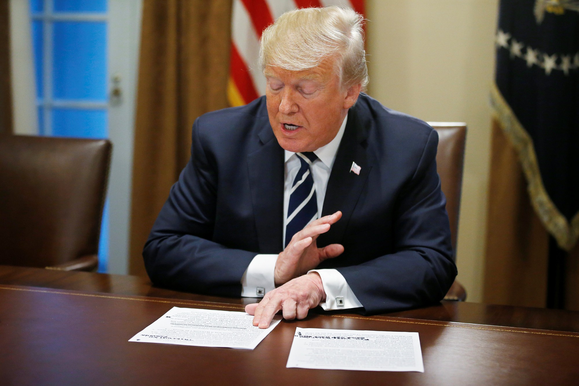 Ông Trump bất ngờ lật ngược phát ngôn ở Helsinki