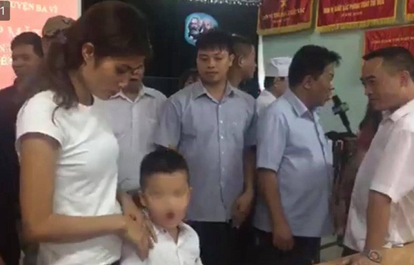 Vụ trao nhầm con: 2 trẻ đã chính thức trở về với cha mẹ đẻ - Ảnh 3.