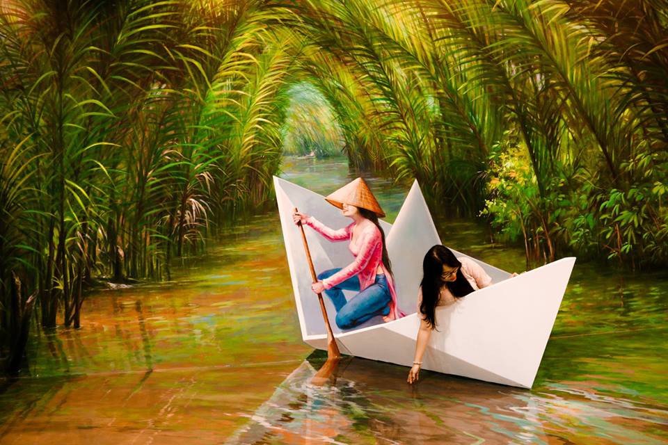 Bảo tàng tranh 3D cuốn hút giới trẻ Sài Gòn - Ảnh 2.