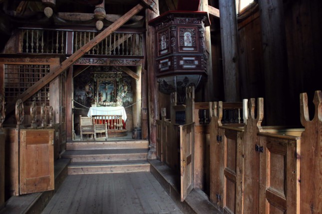 Nhà thờ ván gỗ Urnes - Ảnh 5.