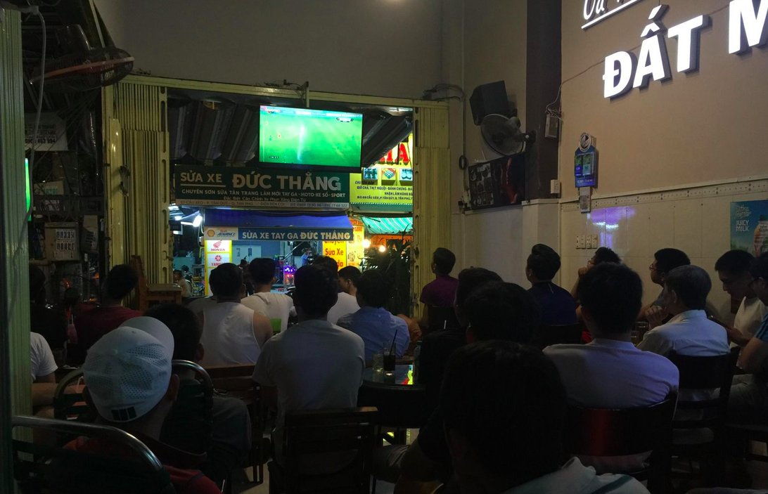 Công nhân vui buồn mùa World Cup