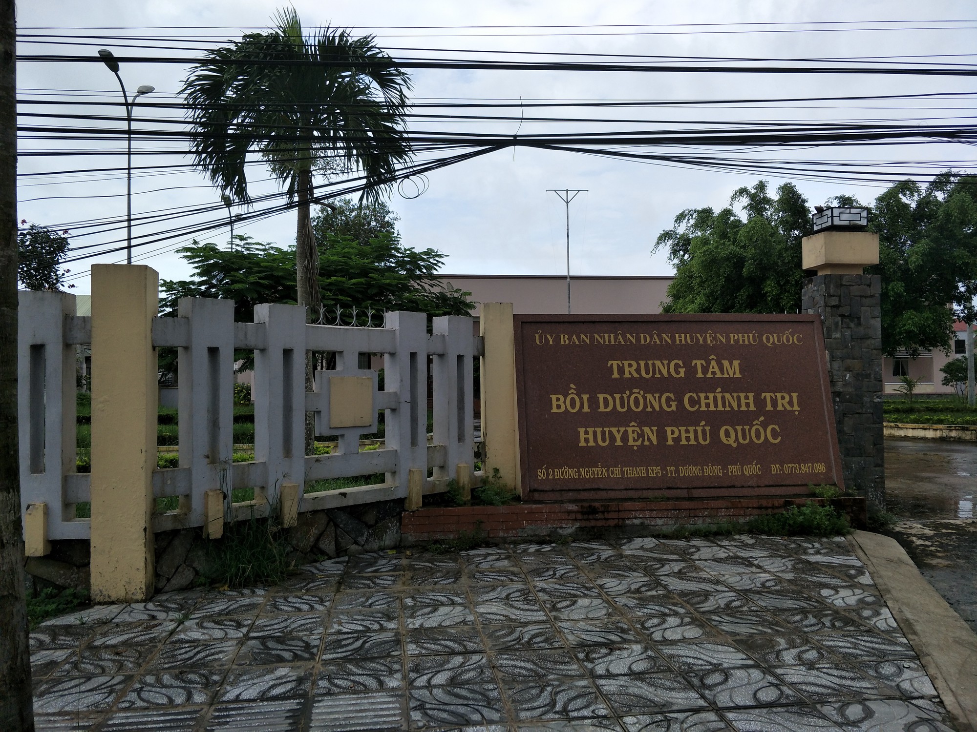 Bị động ở đất liền, tín dụng đen tràn ra đảo Phú Quốc - Ảnh 24.