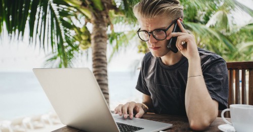 Những c&ocirc;ng ty cho nh&acirc;n vi&ecirc;n l&agrave;m tại nh&agrave;, du lịch kh&ocirc;ng giới hạn - Ảnh 3.