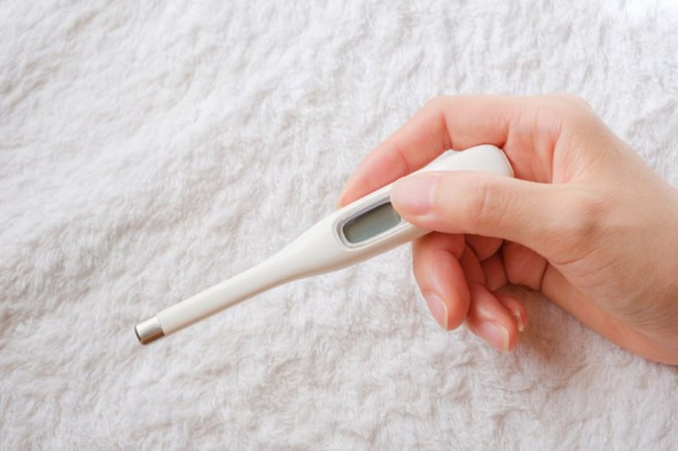 8 dấu hiệu ngộ độc thực phẩm ai cũng nên biết - Ảnh 5.