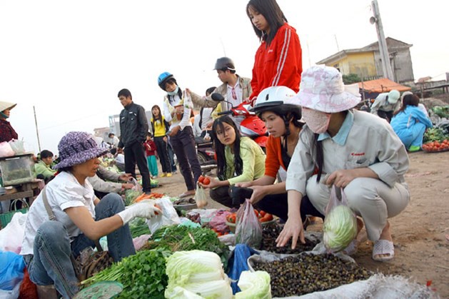 Tăng lương tối thiểu vùng: Ít nhất phải bằng năm ngoái