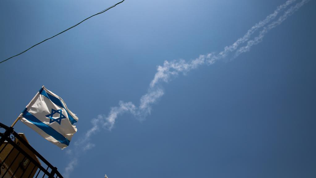 Israel tuy&ecirc;n bố bắn hạ ti&ecirc;m k&iacute;ch Syria x&acirc;m nhập kh&ocirc;ng phận - Ảnh 2.