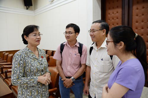 Nhà báo đặt ra nhiều yêu cầu với HĐND TP HCM