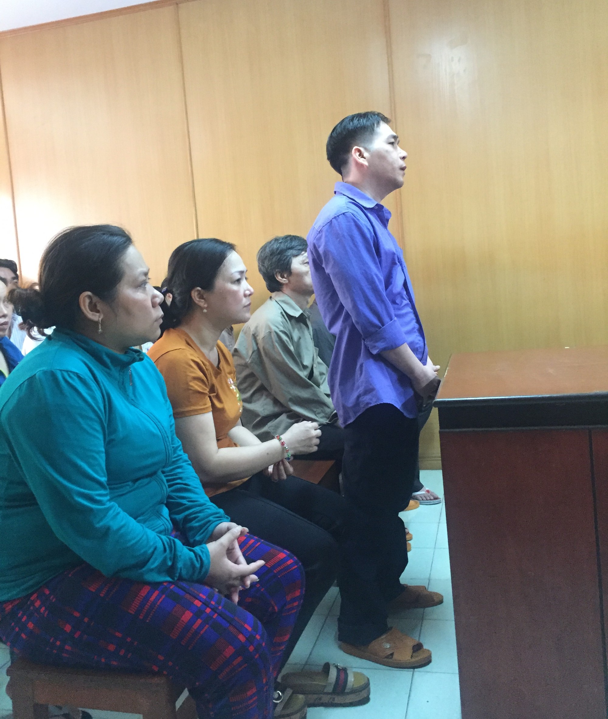 1 người giết con nợ, 5 người thân cùng vào tù