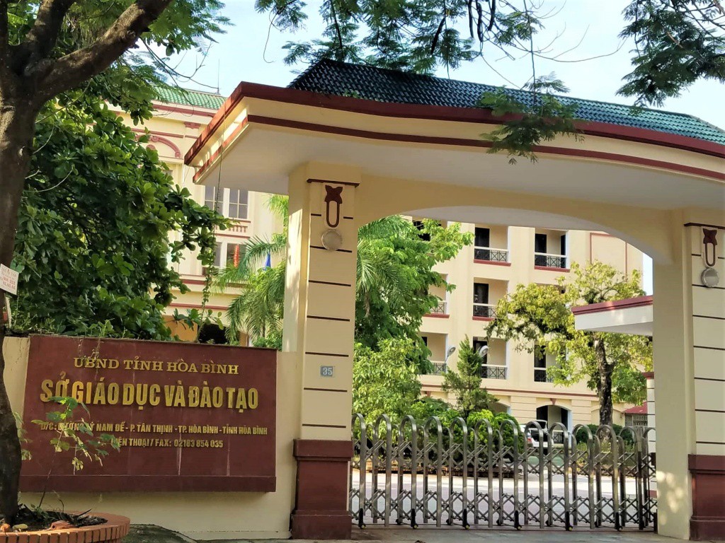 Hoà Bình: "Có thể cán bộ mệt mỏi nên lập biên bản chấm trắc nghiệm sơ sài"