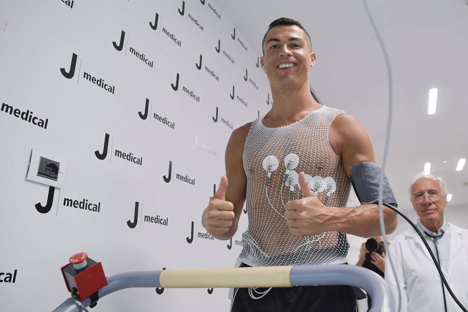 Tiết lộ sốc: Ronaldo khỏe như... thanh niên 20 tuổi