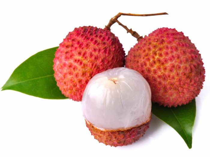 Tr&aacute;i vải gi&uacute;p t&oacute;c mọc nhanh, d&agrave;y mượt - Ảnh 2.