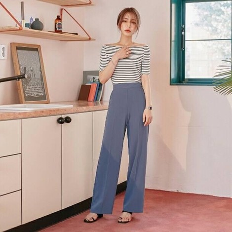Những kiểu trang phục gi&uacute;p v&ograve;ng 3 trở n&ecirc;n căng tr&ograve;n - Ảnh 2.