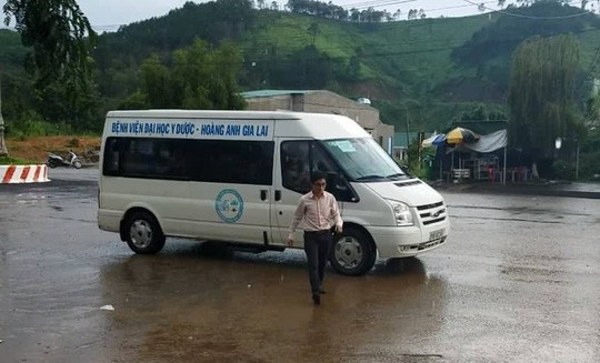 HAGL giải cứu 26 người mắc kẹt trong vụ vỡ đập thủy điện ở L&agrave;o - Ảnh 3.