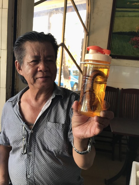 Đi t&igrave;m thần dược c&aacute; ngựa c&oacute; t&aacute;c dụng trong chuyện ph&ograve;ng the - Ảnh 2.