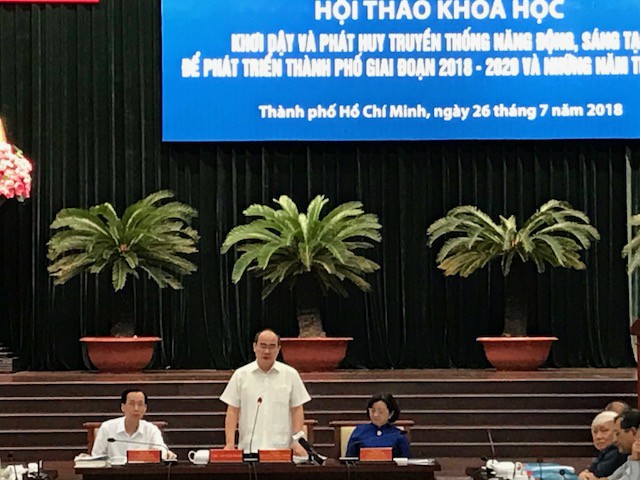 "Người lãnh đạo phải dám đứng ra "đỡ đòn" cho cấp dưới"