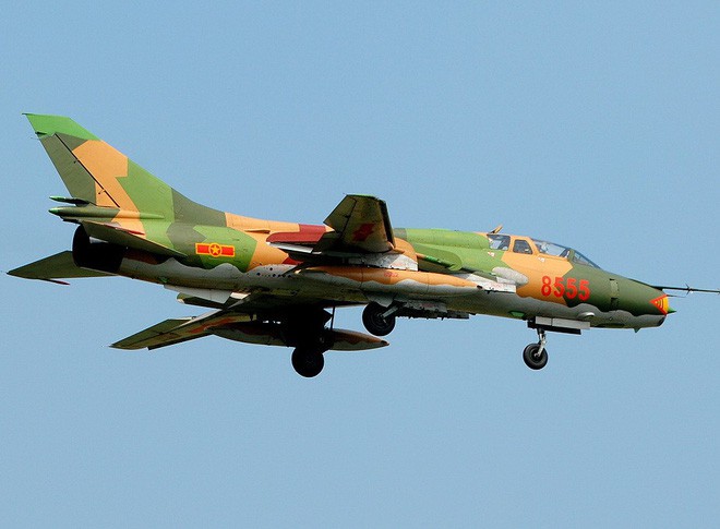 Máy bay quân sự Su-22 có uy lực thế nào?