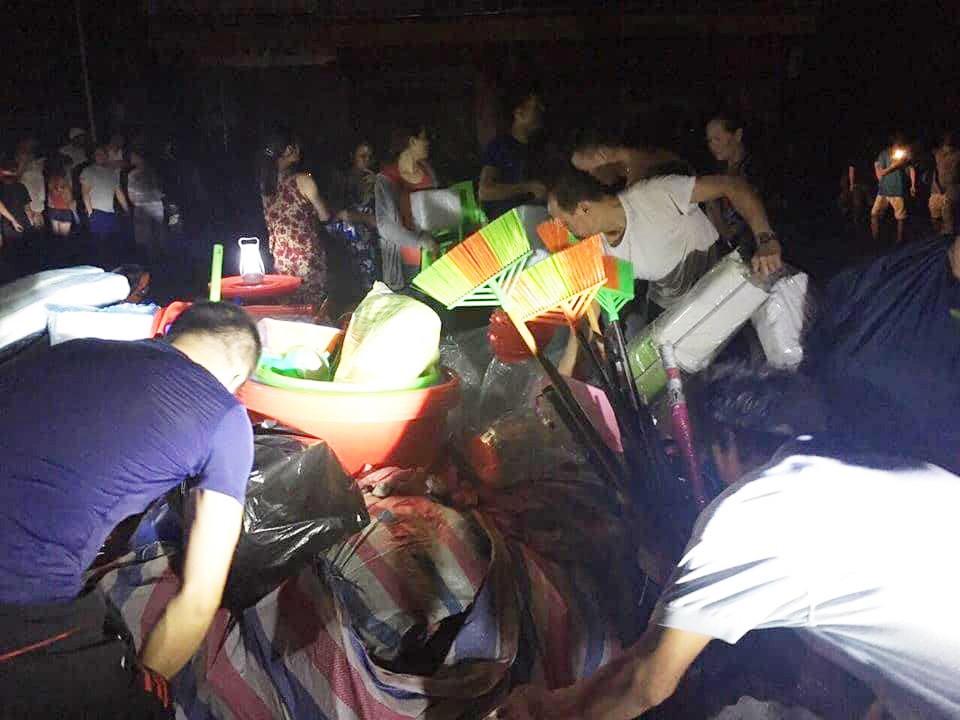 Cháy lớn chợ Gạo trong đêm: Tiểu thương khóc ròng