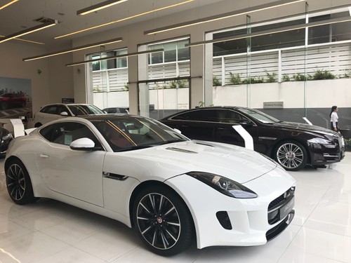 Thị trường xe sang Việt nửa đầu 2018 - cuộc đua không cân sức - Ảnh 4.