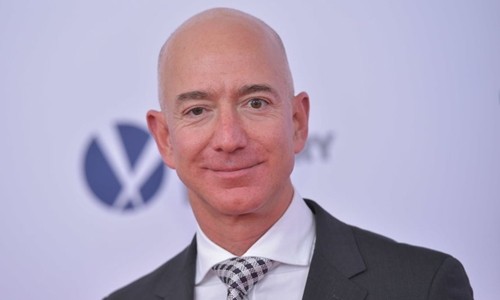 Bí quyết thành công trên cửa tủ lạnh của ông chủ Amazon