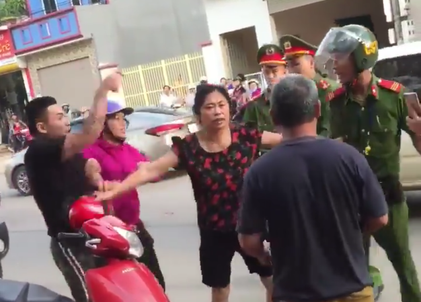 Clip thanh niên vi phạm giao thông nói: "Bác tao là trưởng Công an TP"