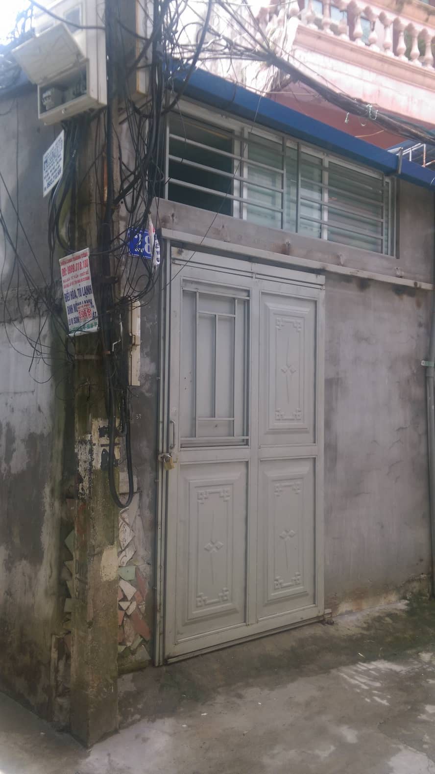 Chồng dùng dao cứa cổ vợ cùng 2 cháu vợ - Ảnh 2.