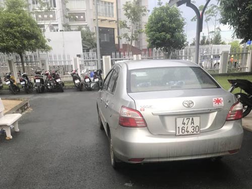 Nhóm đối tượng xưng nhà báo đòi 250 triệu đồng từ CSGT - Ảnh 1.