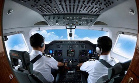 Yêu cầu báo cáo chất lượng đầu vào phi công Vietnam Airlines