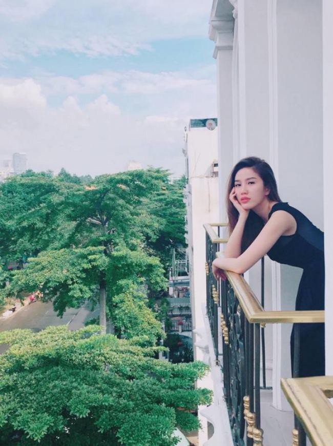 Cận cảnh căn biệt thự đắt đỏ của ca sĩ Bảo Thy - Ảnh 3.