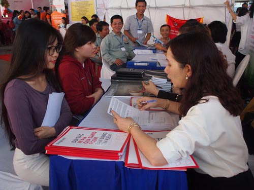 Hơn 782.000 lao động c&oacute; việc l&agrave;m - Ảnh 1.