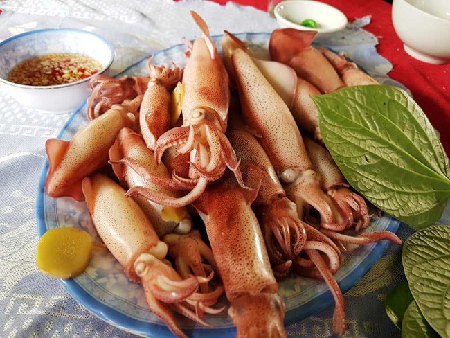 Hà Tĩnh níu chân du khách mùa 'mực nhảy'
