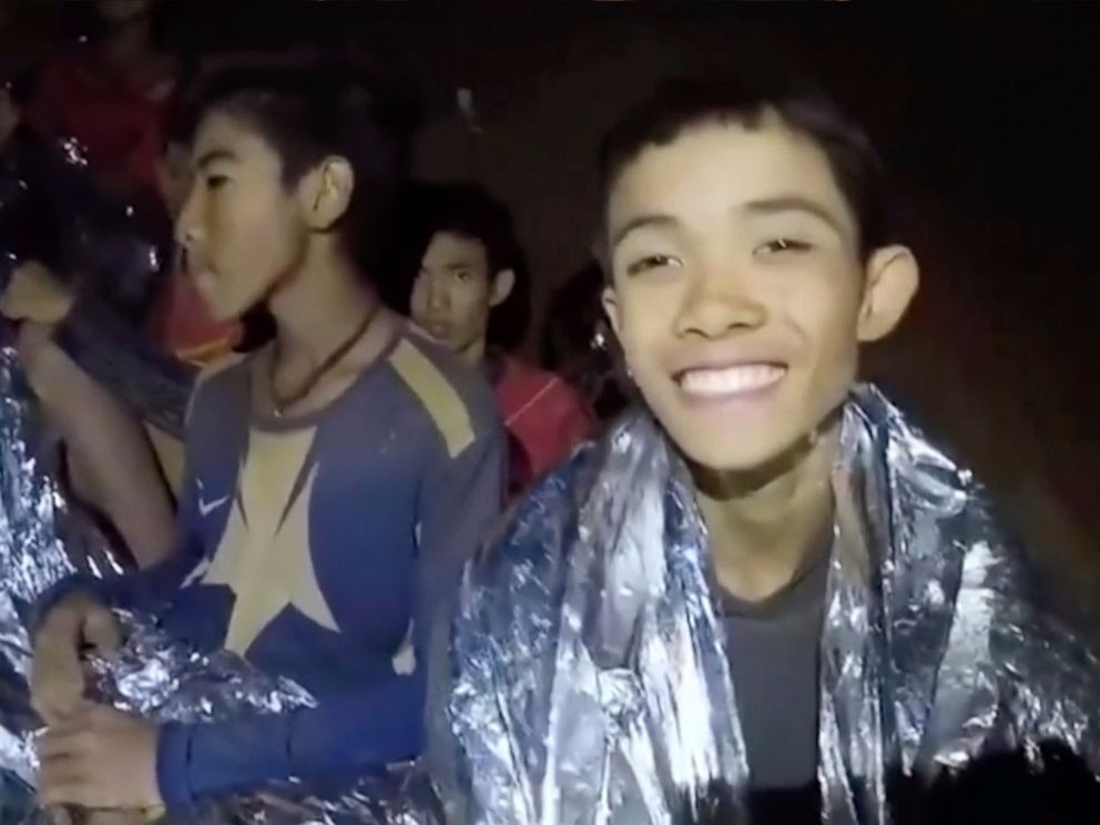 Giải cứu đội b&oacute;ng mắc kẹt: Chuy&ecirc;n gia rất ng&aacute;n giải ph&aacute;p lặn - Ảnh 4.
