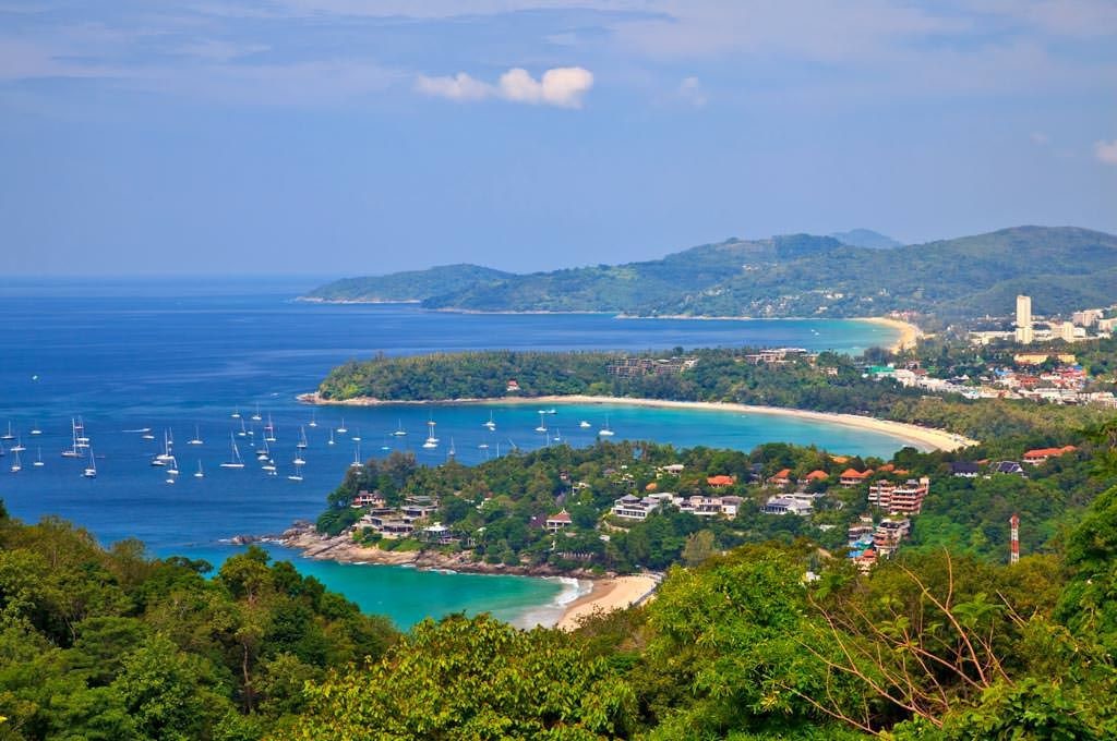 V&igrave; sao đảo Phuket thu h&uacute;t du kh&aacute;ch quốc tế? - Ảnh 10.