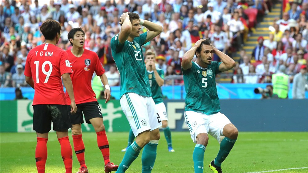 Bi h&agrave;i &ldquo;chuyện y&ecirc;u&rdquo; m&ugrave;a World Cup: Chồng y&ecirc;u như cơn lốc giữa hai hiệp đấu - Ảnh 3.