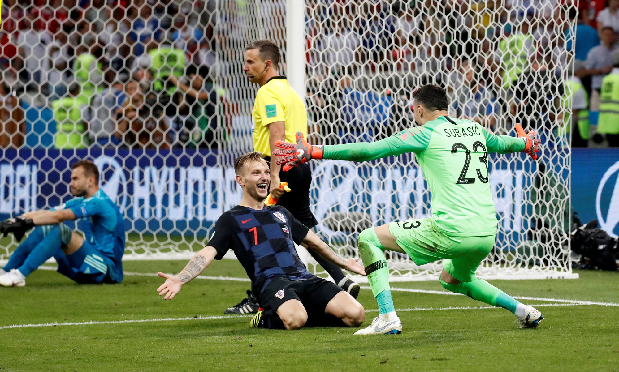 Trúng thưởng trận Nga – Croatia vì đoán đúng tỉ số lẫn câu hỏi phụ
