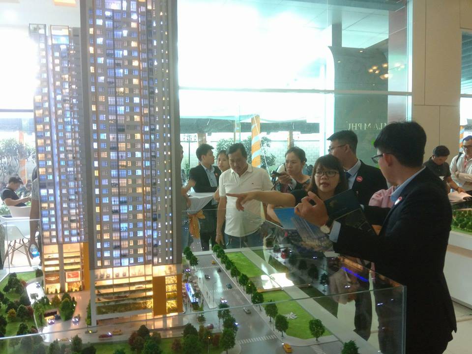 Vay ngân hàng mua nhà: Ăn cơm thịt bò mà lo ngay ngáy!