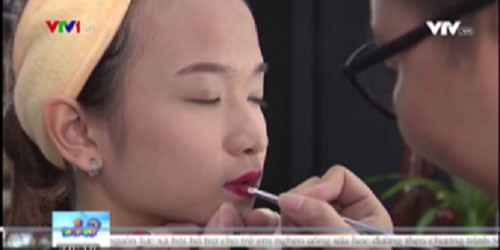 "Vì tầm vóc Việt" dạy trẻ con chuyện phấn son