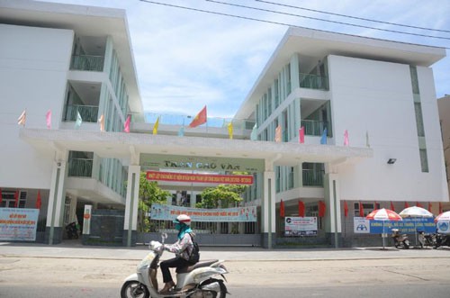 Đà Nẵng: Siết trái tuyến, trường tốp trên ế ẩm