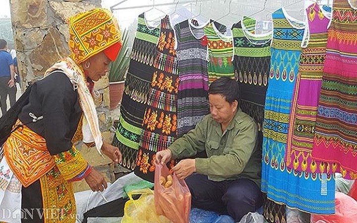 Độc đáo chợ phiên vùng cao Mẫu Sơn - Ảnh 14.