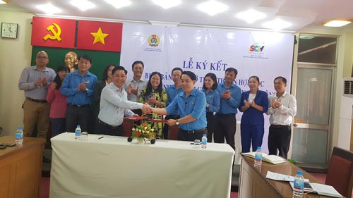 Công nhân nhà trọ được dùng truyền hình cáp giá ưu đãi